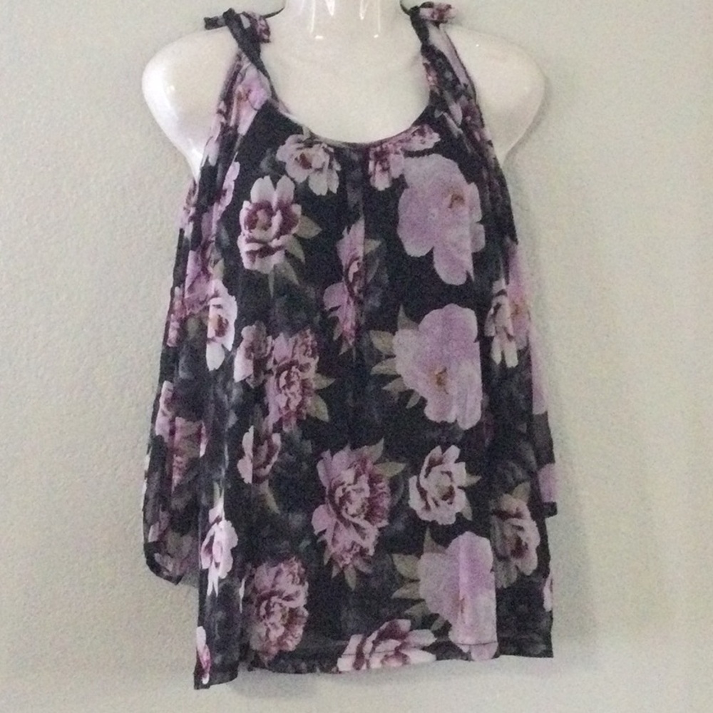 I.N.C. Long sleeved top L